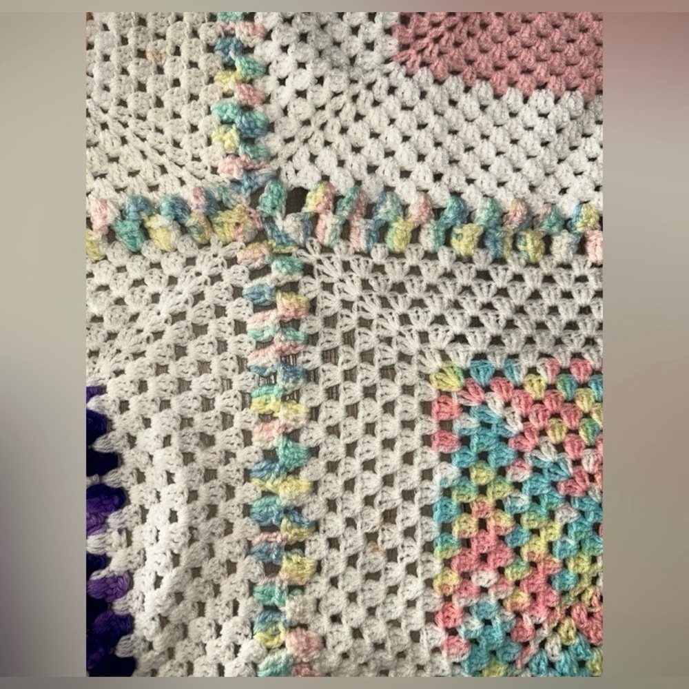 Vintage Crochet Afghan Panel Granny Square Blanket Project Upcycle Craft Project - Picture 6 of 13
